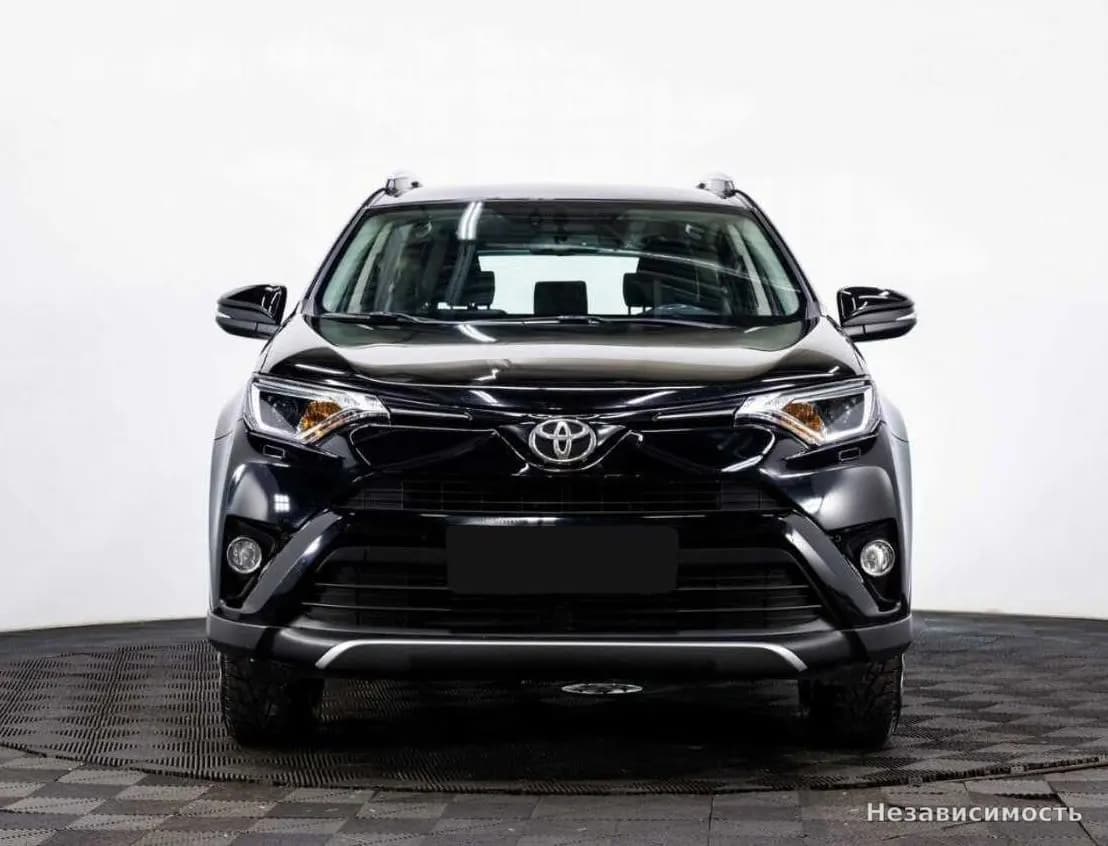 Toyota RAV4 VI (XA60) 2017 с пробегом — фото 2