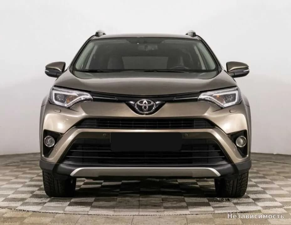 Toyota RAV4 VI (XA60) 2017 с пробегом — фото 2