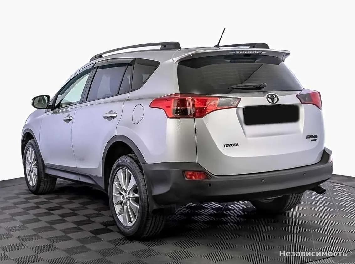 Toyota RAV4 VI (XA60) 2014 с пробегом — фото 7