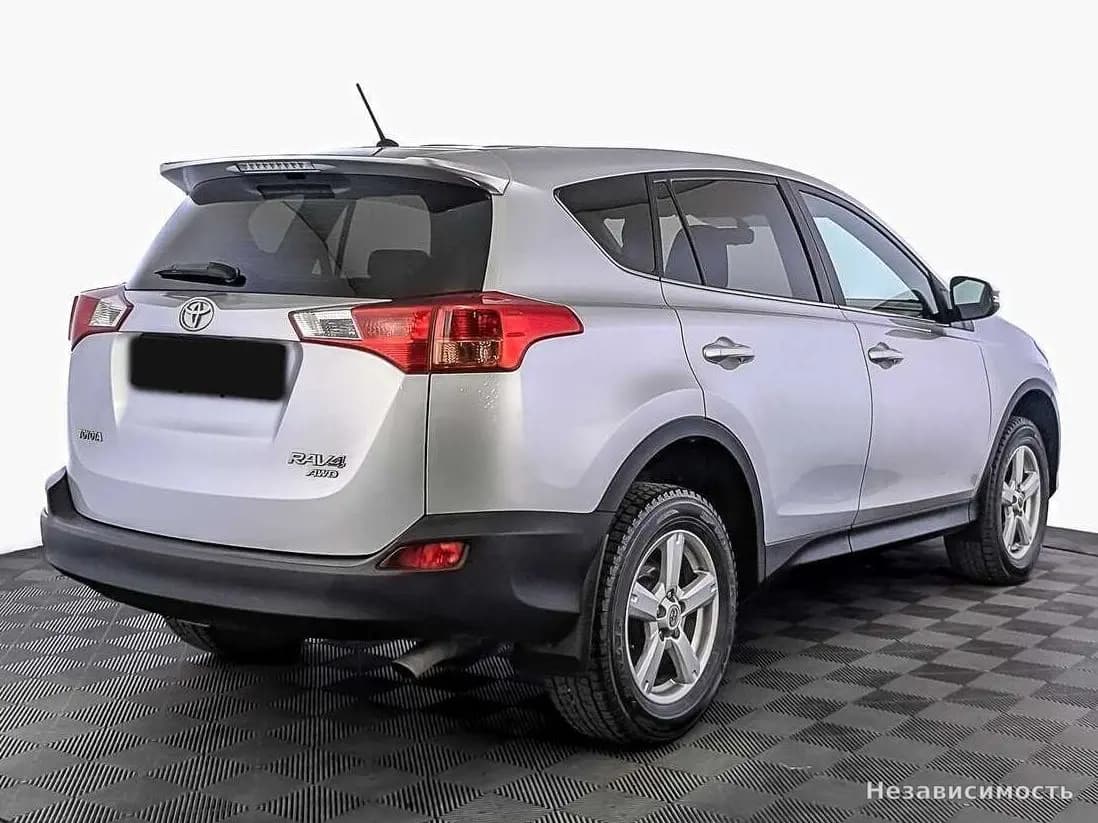 Toyota RAV4 VI (XA60) 2013 с пробегом — фото 5