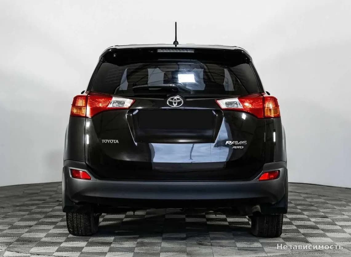 Toyota RAV4 VI (XA60) 2015 с пробегом — фото 5