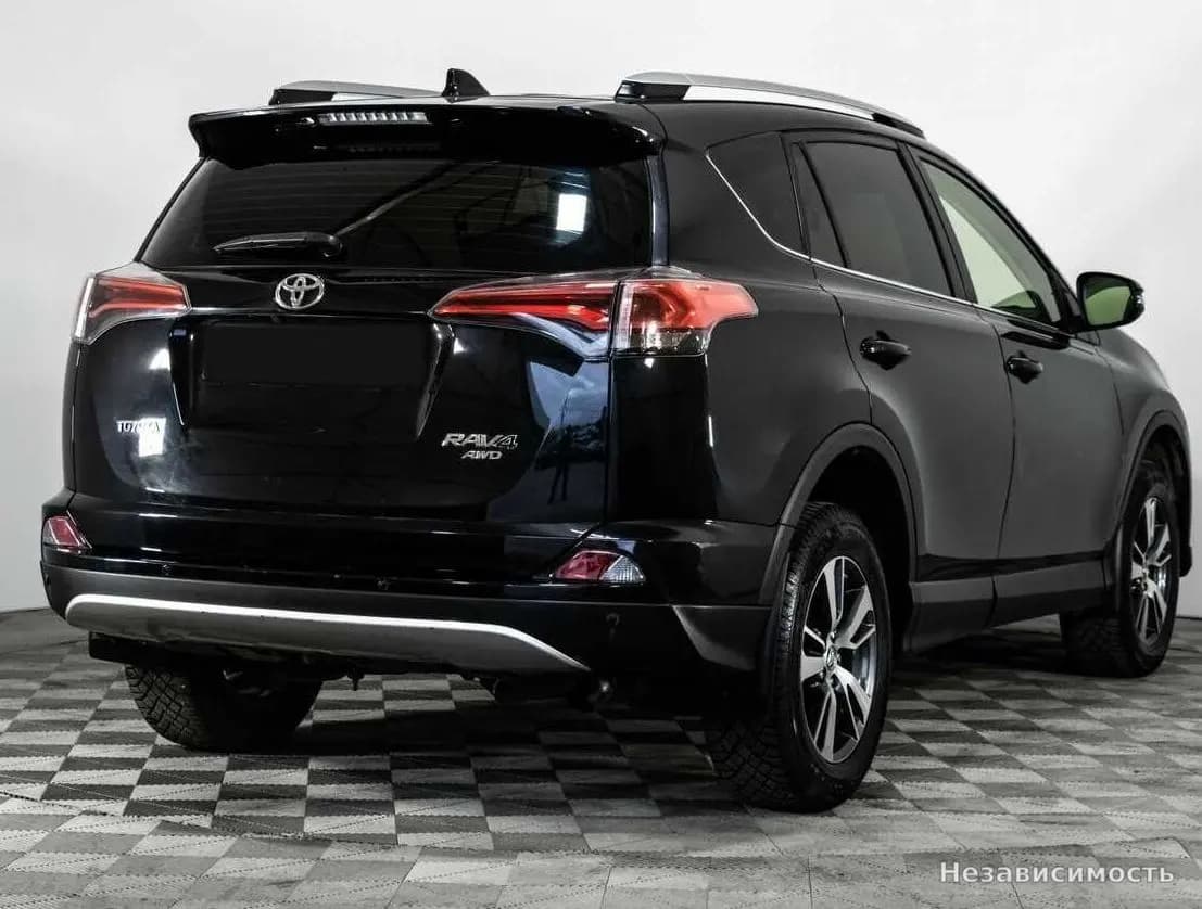 Toyota RAV4 VI (XA60) 2015 с пробегом — фото 4