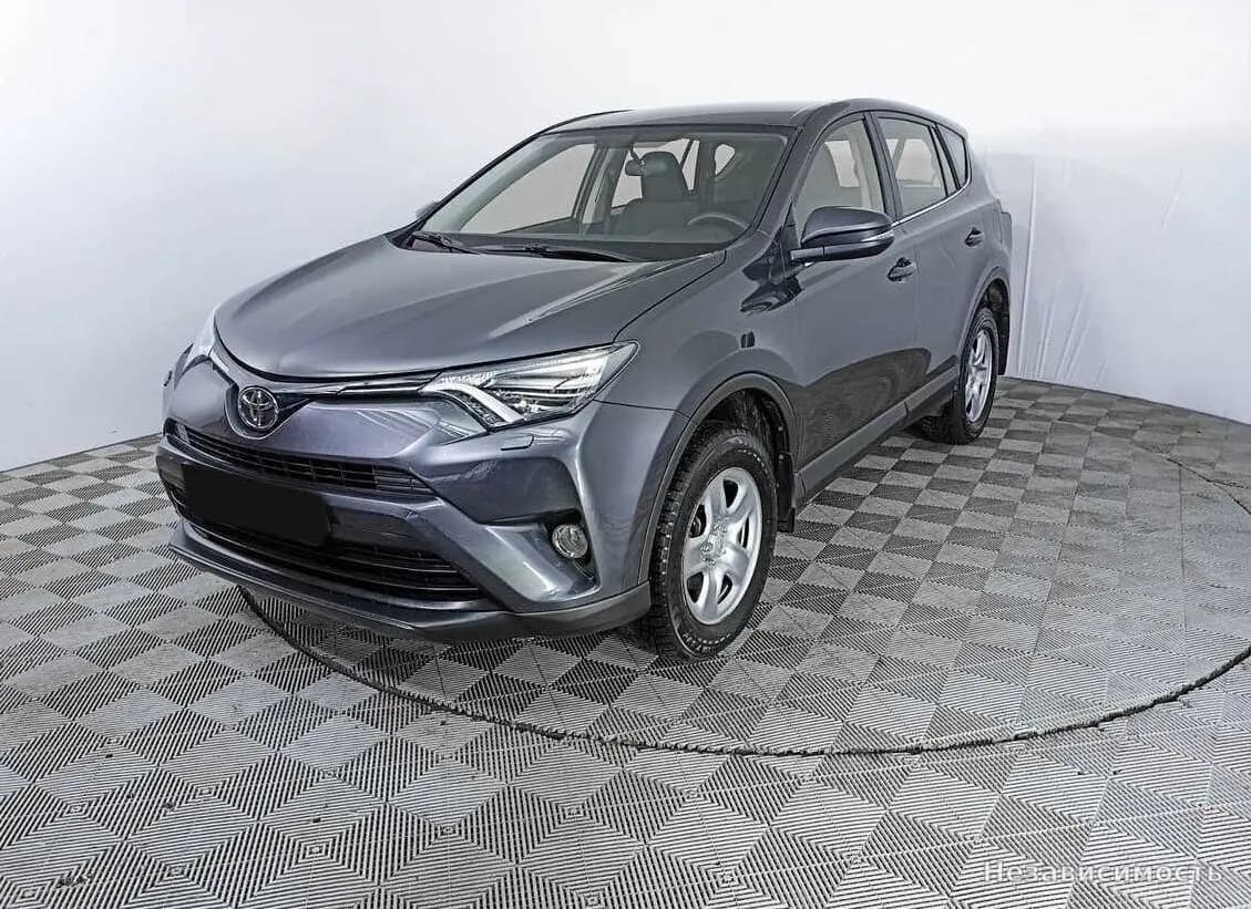 Toyota RAV4 VI (XA60), 2015 с пробегом