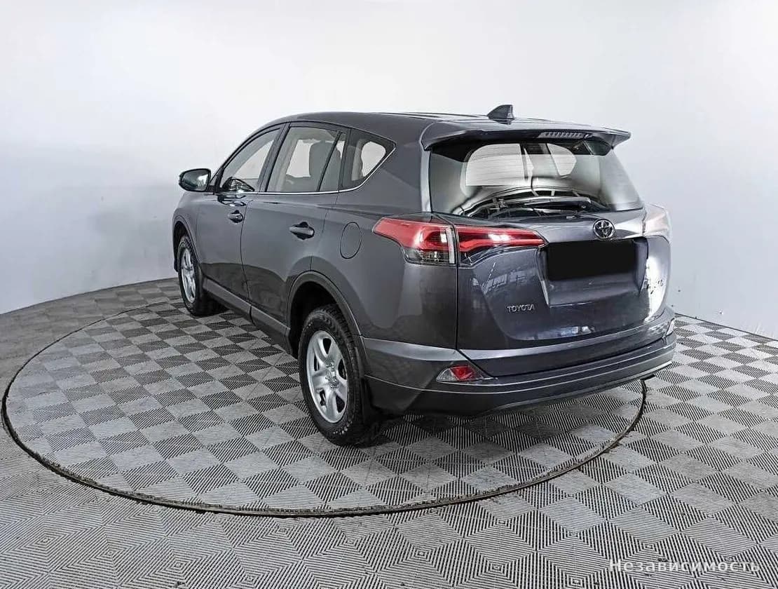 Toyota RAV4 VI (XA60) 2015 с пробегом — фото 7