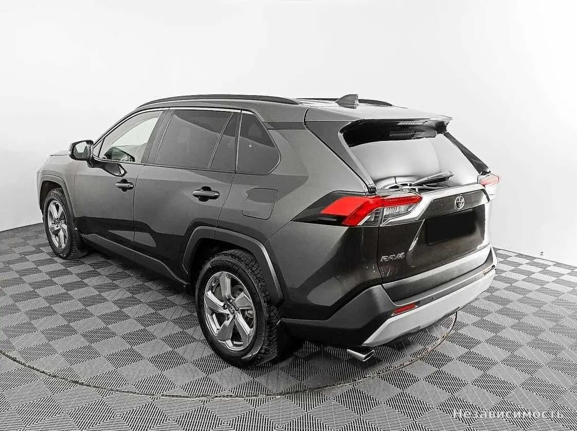 Toyota RAV4 VI (XA60) 2019 с пробегом — фото 6