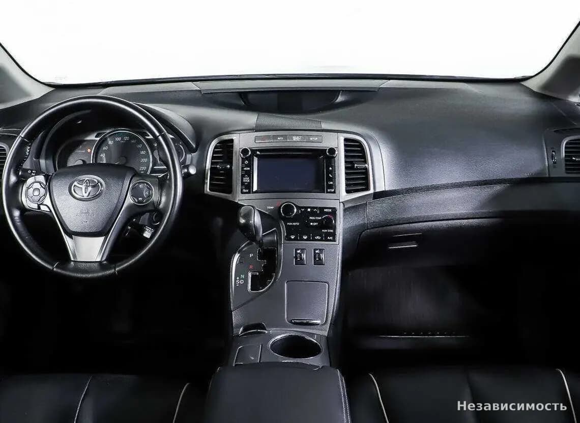 Toyota Venza 2013 с пробегом — фото 10