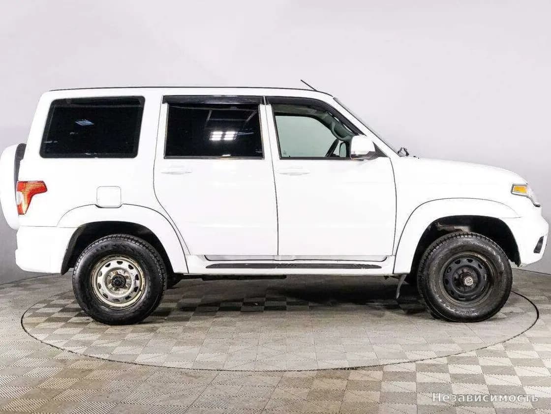 УАЗ Patriot 2019 с пробегом — фото 4