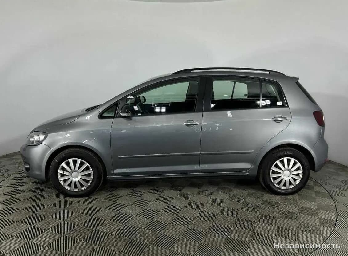 Volkswagen Golf Plus 2012 с пробегом — фото 4