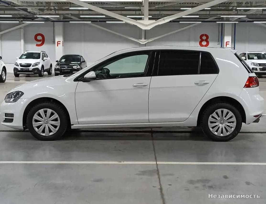 Volkswagen Golf 2013 с пробегом — фото 8
