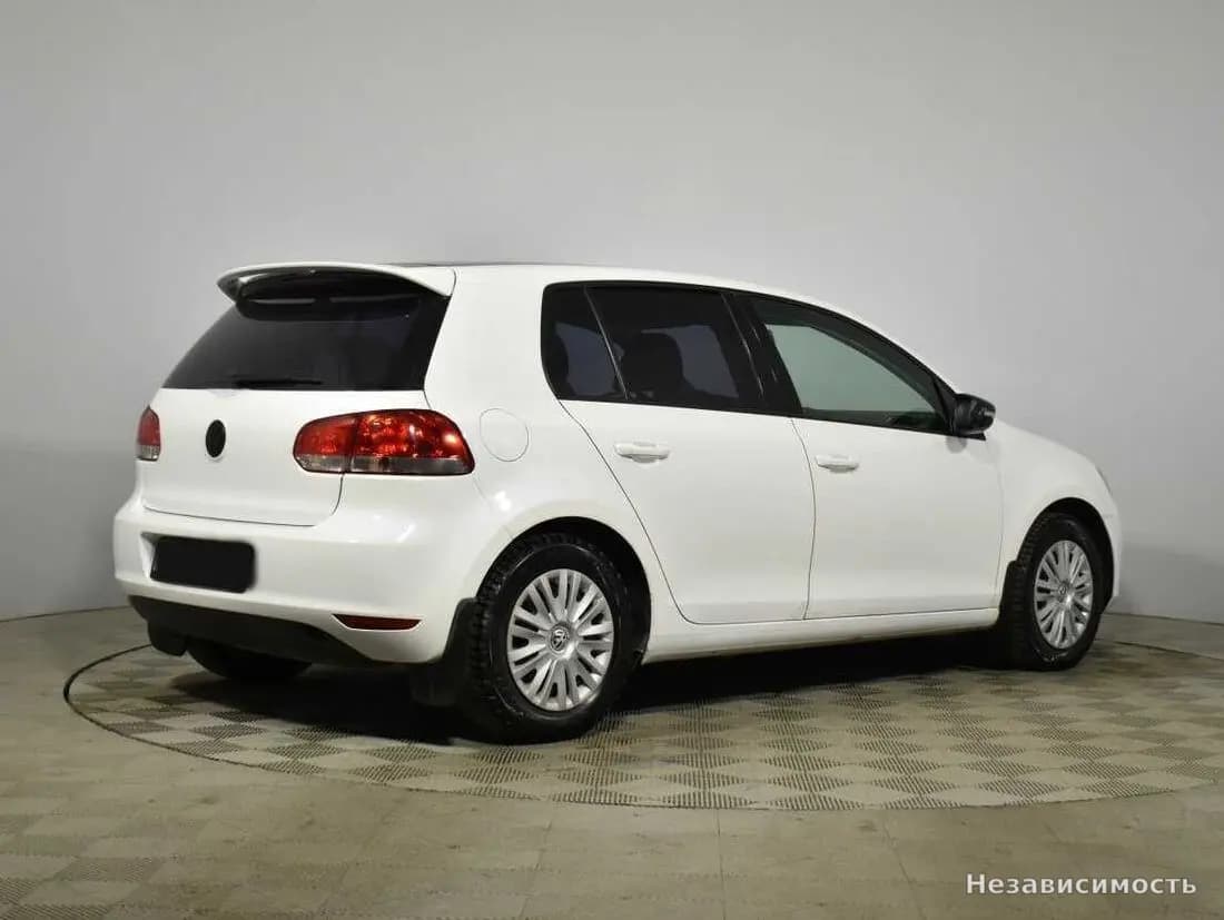 Volkswagen Golf 2012 с пробегом — фото 5