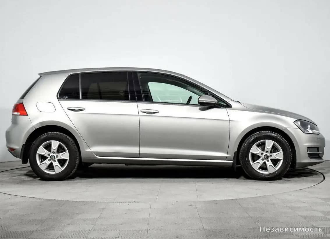 Volkswagen Golf 2013 с пробегом — фото 4