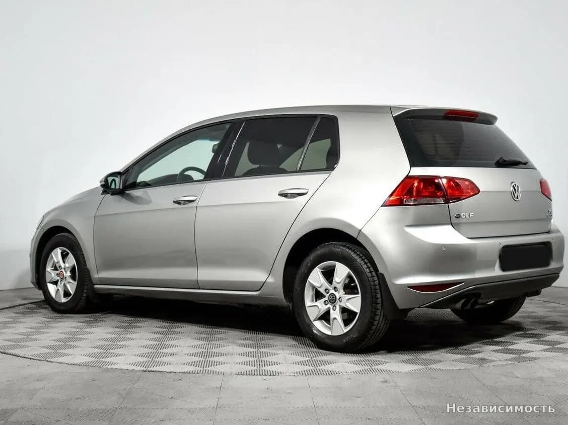 Volkswagen Golf 2013 с пробегом — фото 7