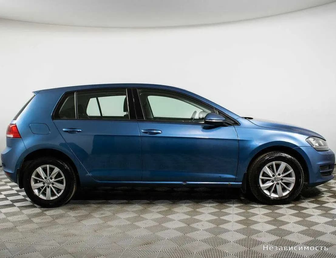 Volkswagen Golf 2012 с пробегом — фото 4