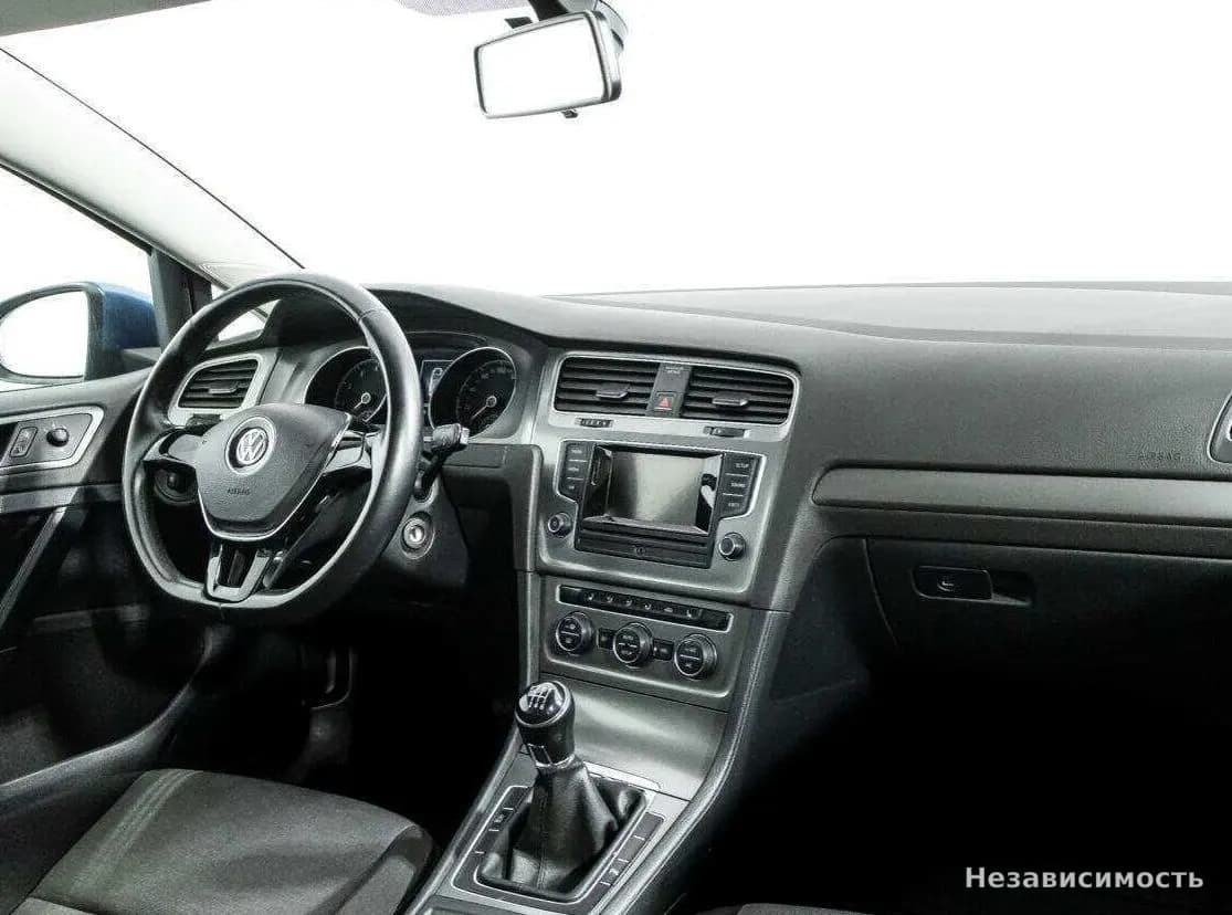 Volkswagen Golf 2013 с пробегом — фото 9