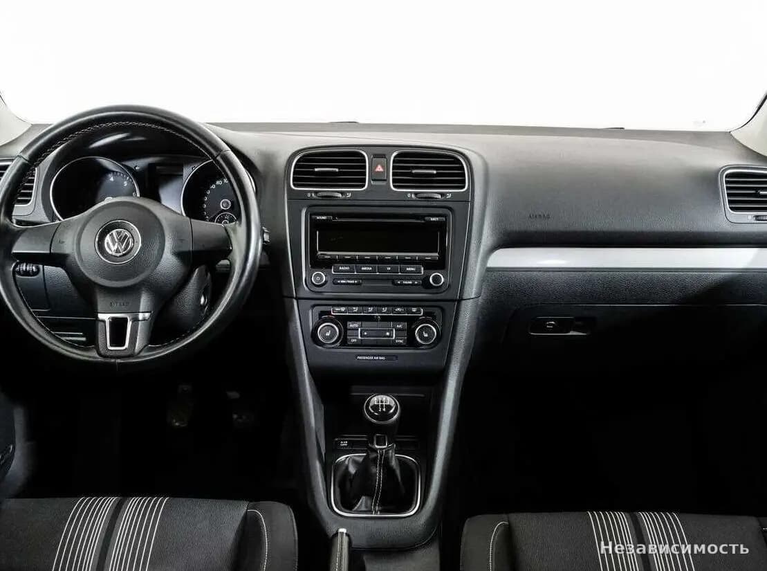 Volkswagen Golf 2012 с пробегом — фото 10