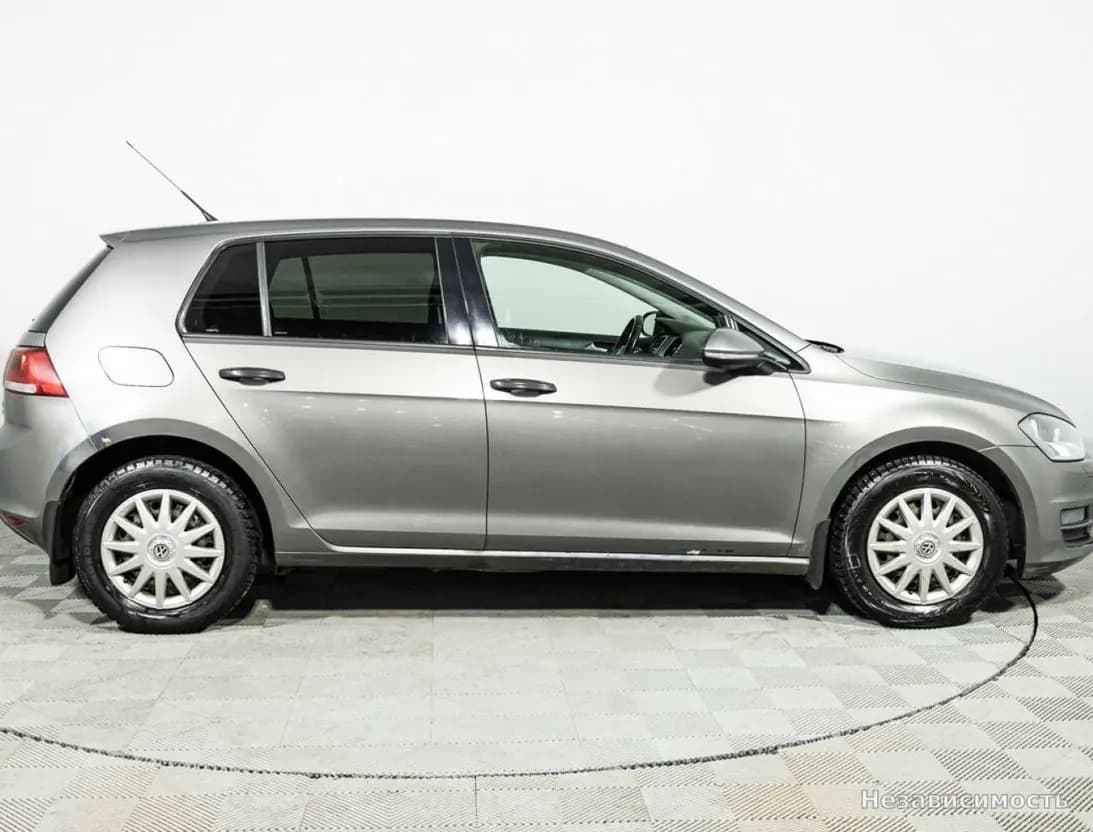 Volkswagen Golf 2013 с пробегом — фото 4