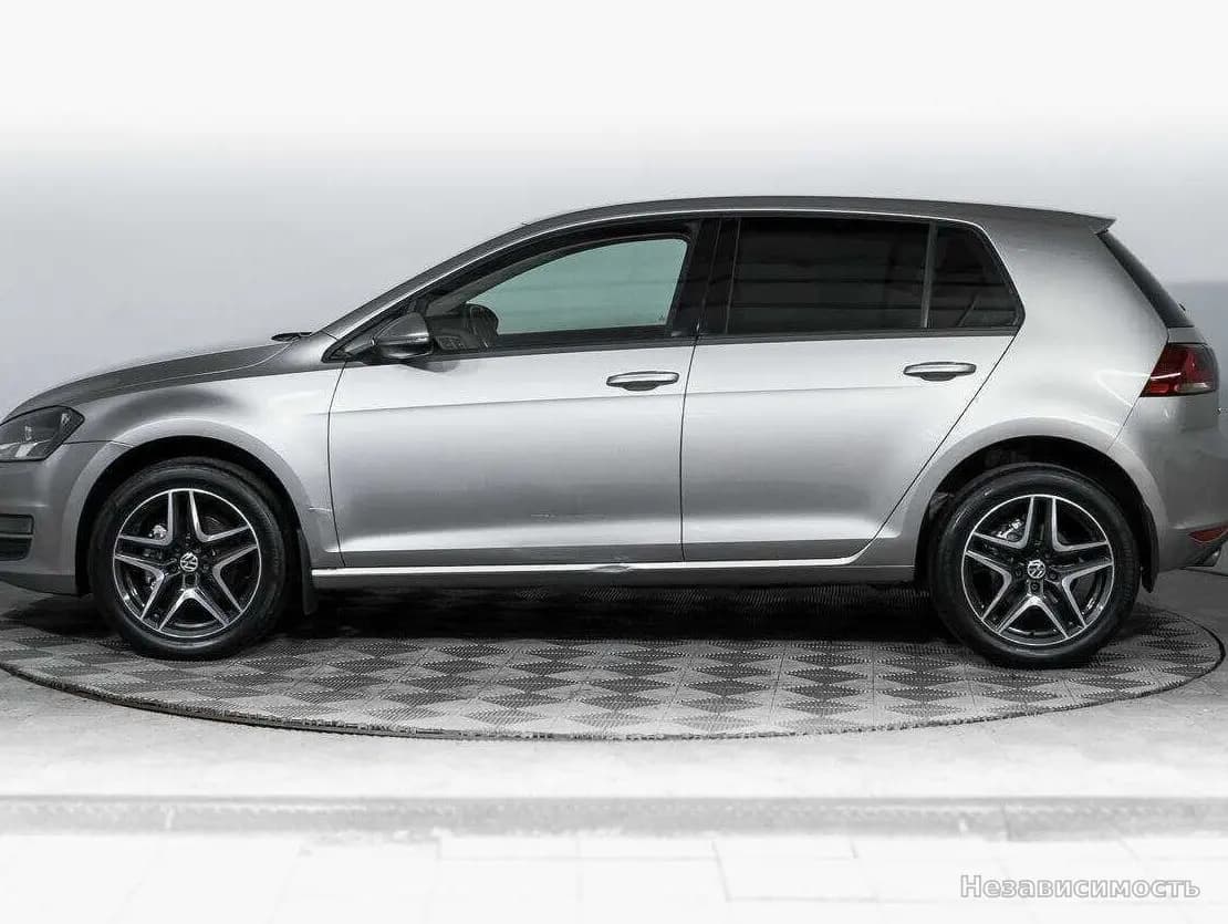Volkswagen Golf 2013 с пробегом — фото 8