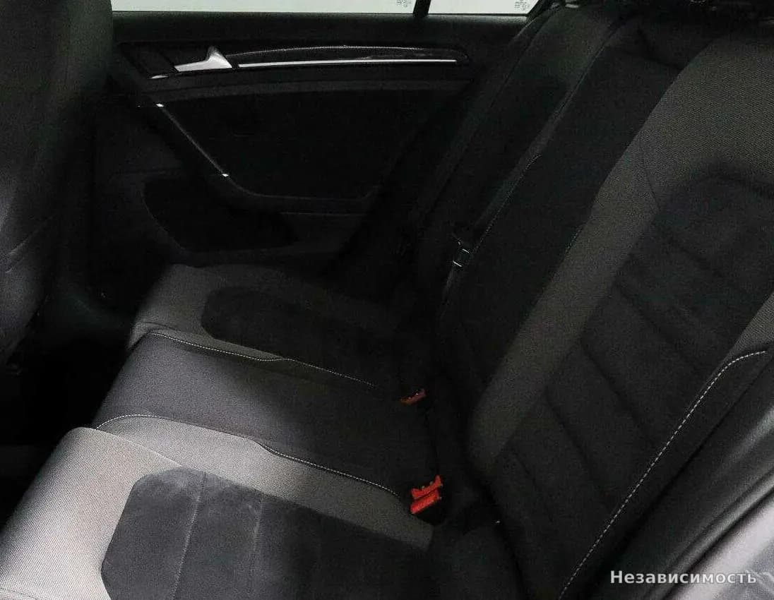 Volkswagen Golf 2014 с пробегом — фото 8