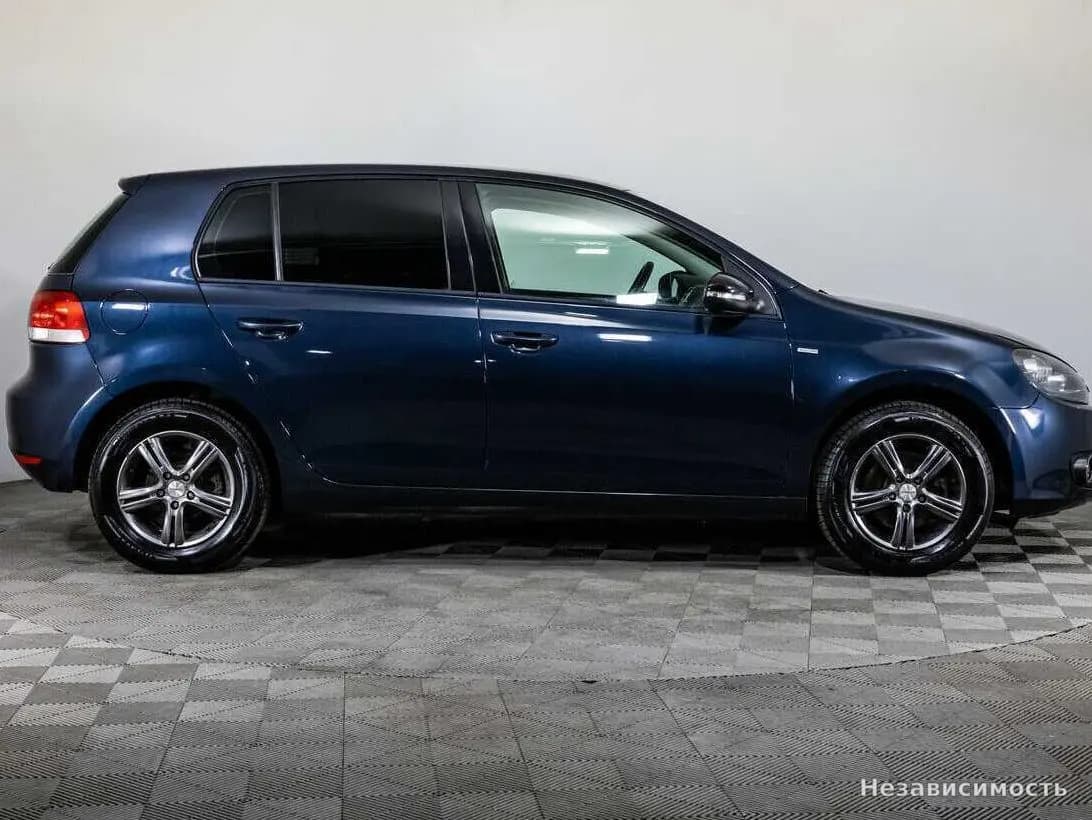 Volkswagen Golf 2012 с пробегом — фото 4