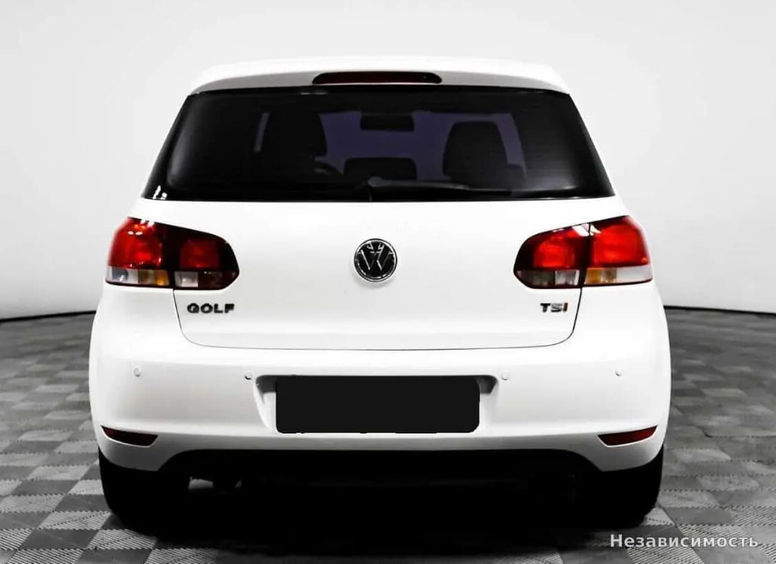 Volkswagen Golf 2012 с пробегом — фото 6