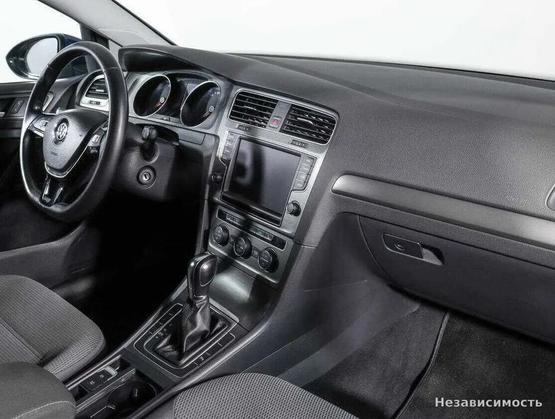 Volkswagen Golf 2013 с пробегом — фото 7