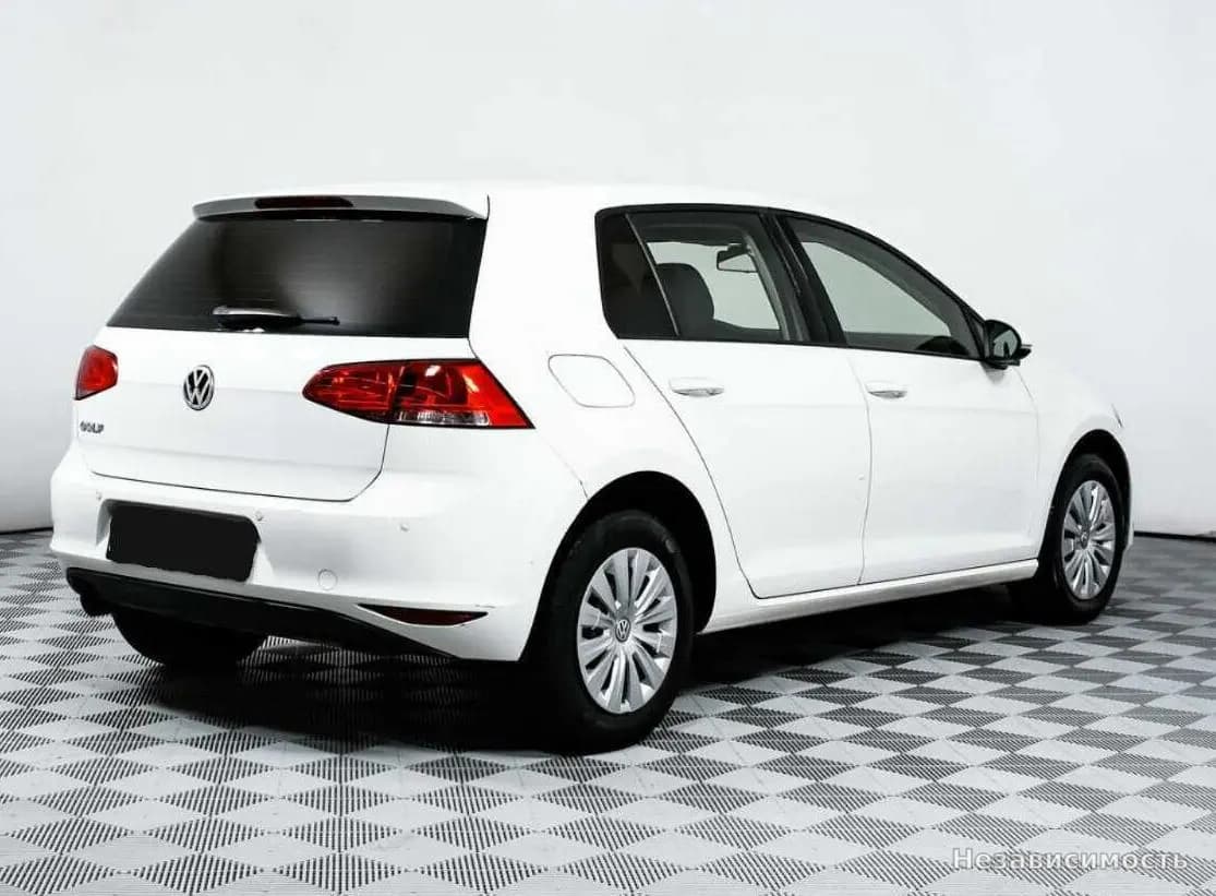 Volkswagen Golf 2015 с пробегом — фото 5