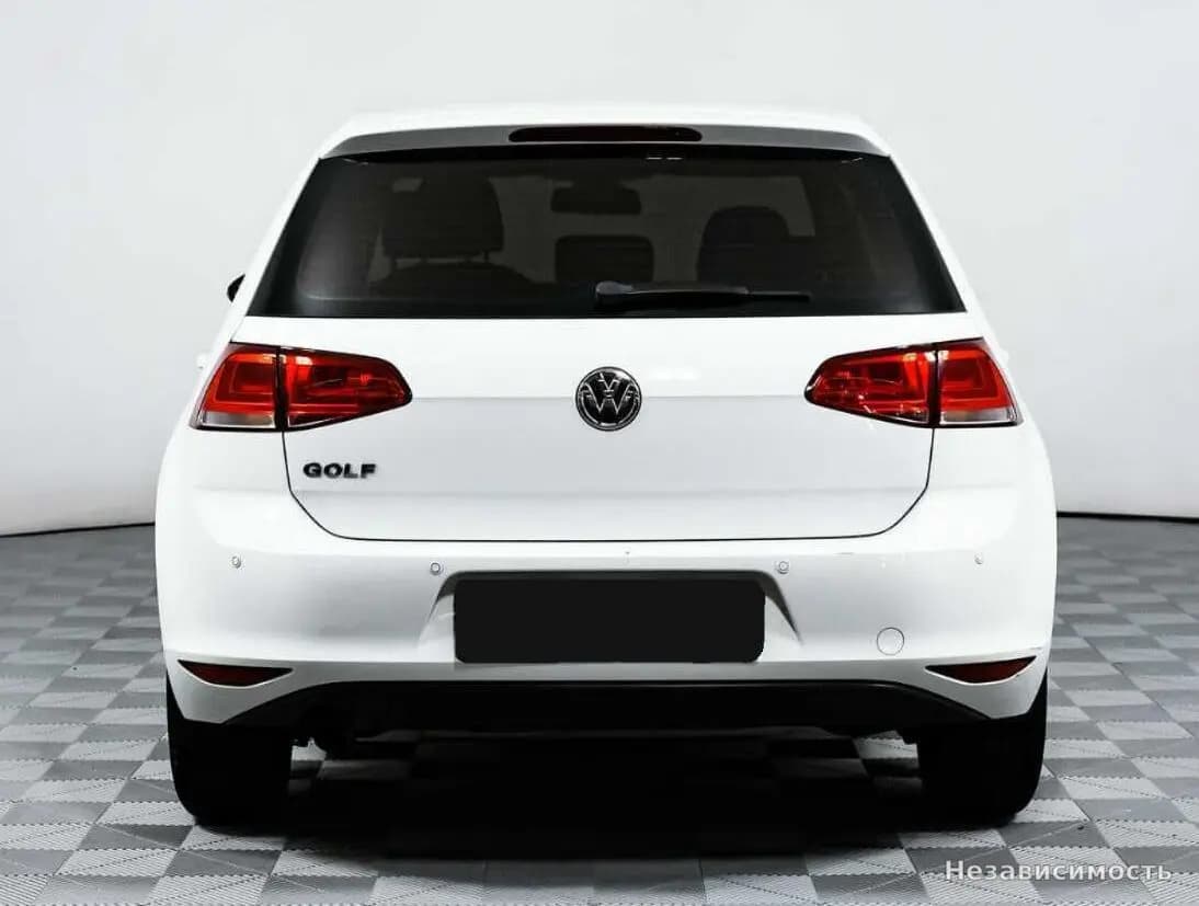 Volkswagen Golf 2015 с пробегом — фото 6