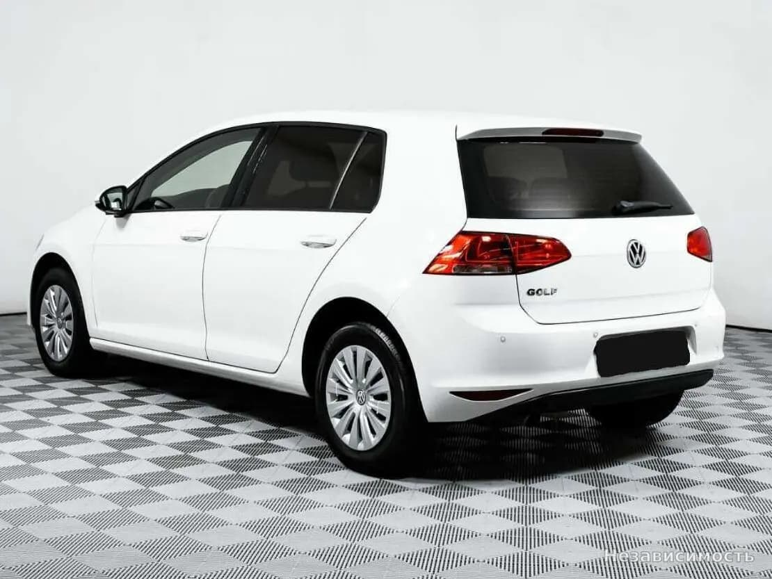 Volkswagen Golf 2015 с пробегом — фото 7