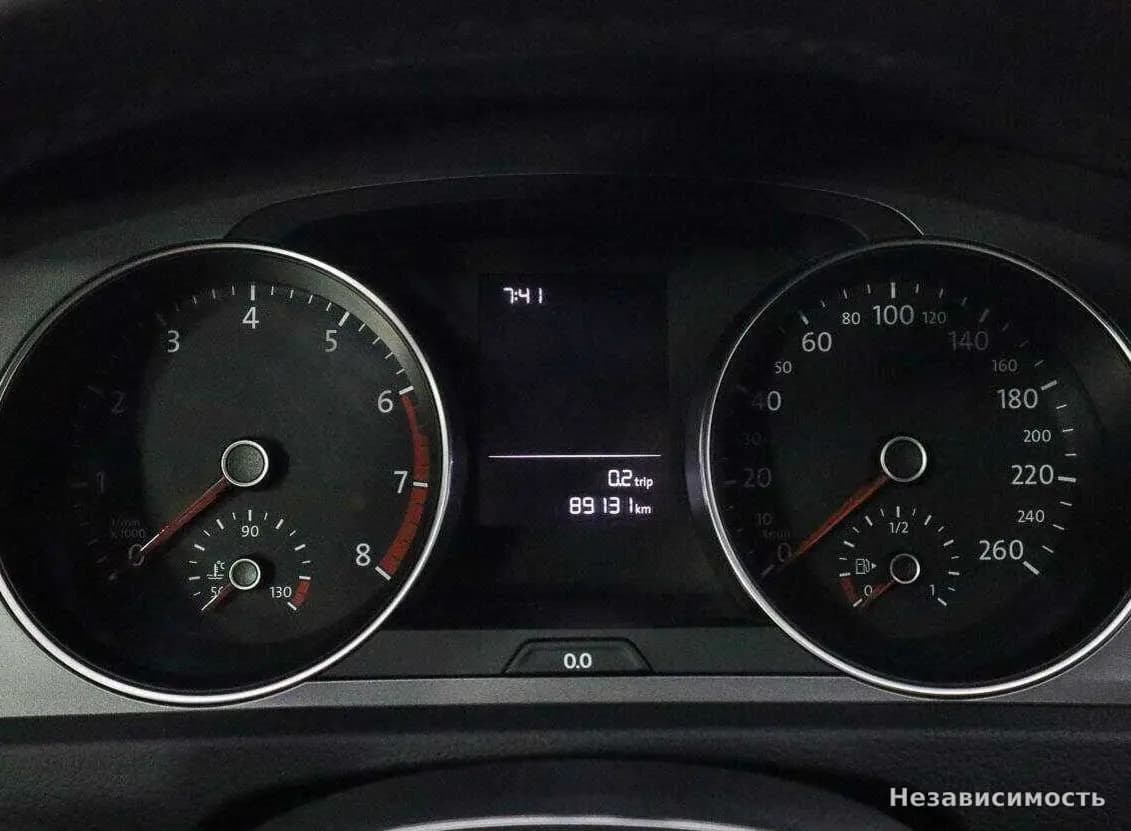 Volkswagen Golf 2014 с пробегом — фото 8