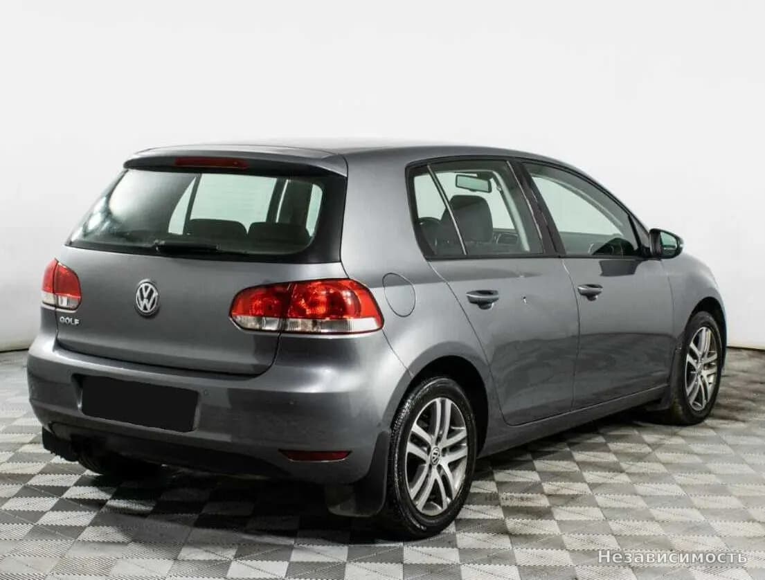Volkswagen Golf 2012 с пробегом — фото 4