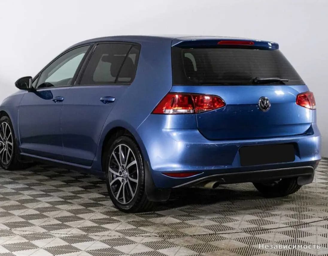 Volkswagen Golf 2012 с пробегом — фото 7