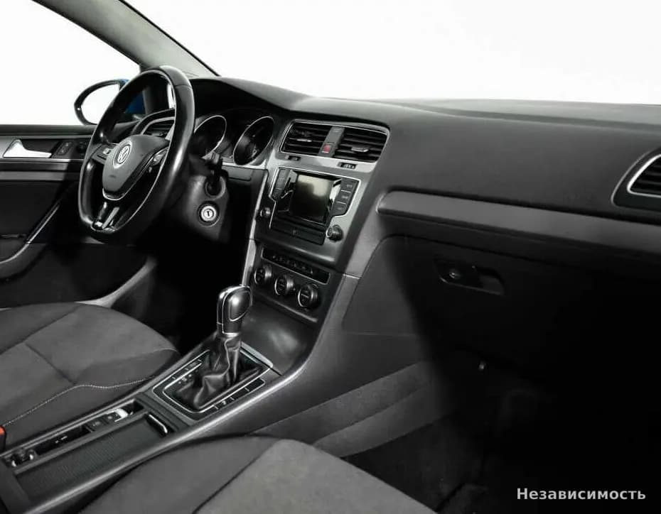 Volkswagen Golf 2014 с пробегом — фото 10
