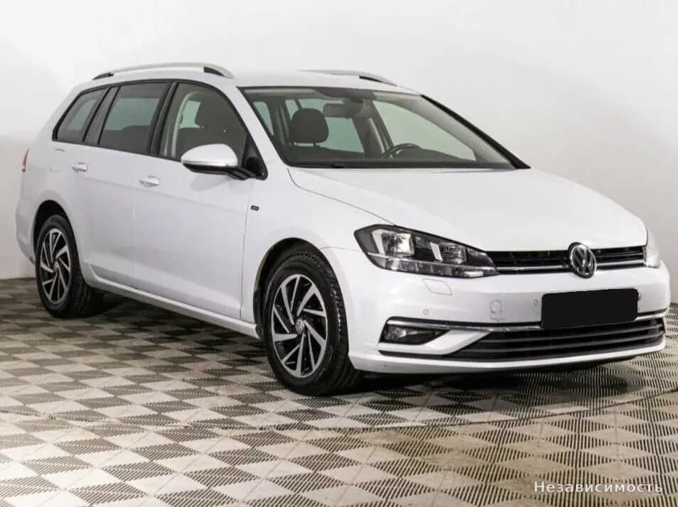 Volkswagen Golf 2018 с пробегом — фото 3