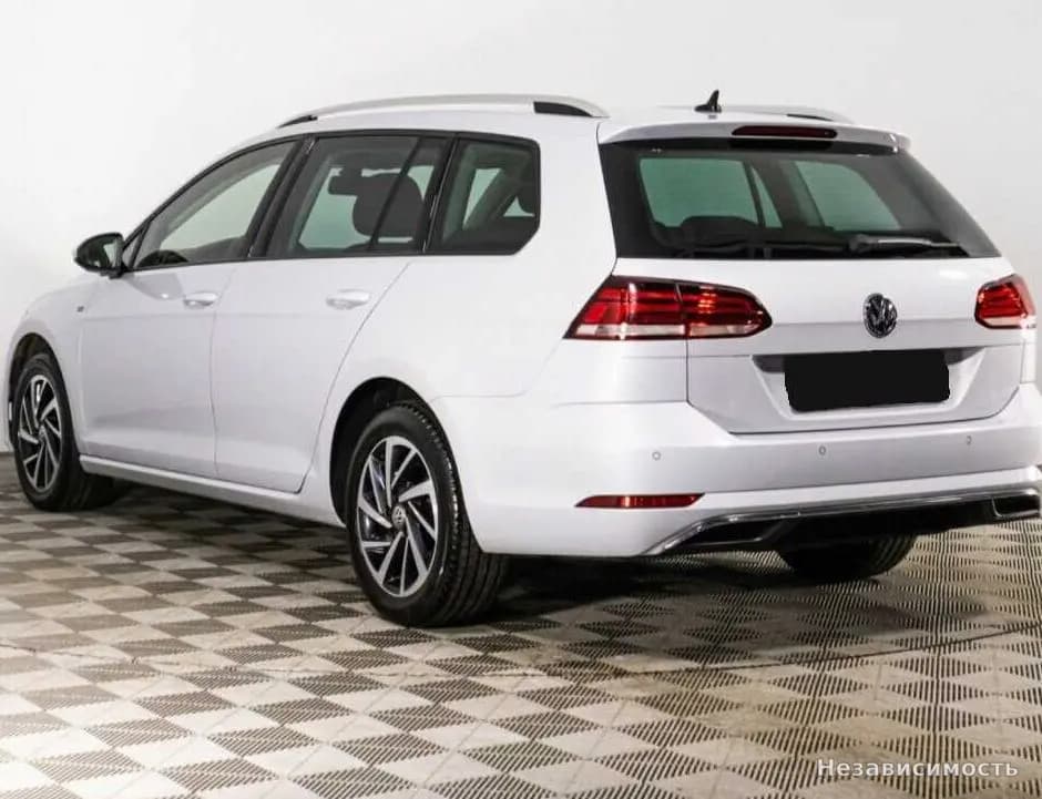 Volkswagen Golf 2018 с пробегом — фото 7