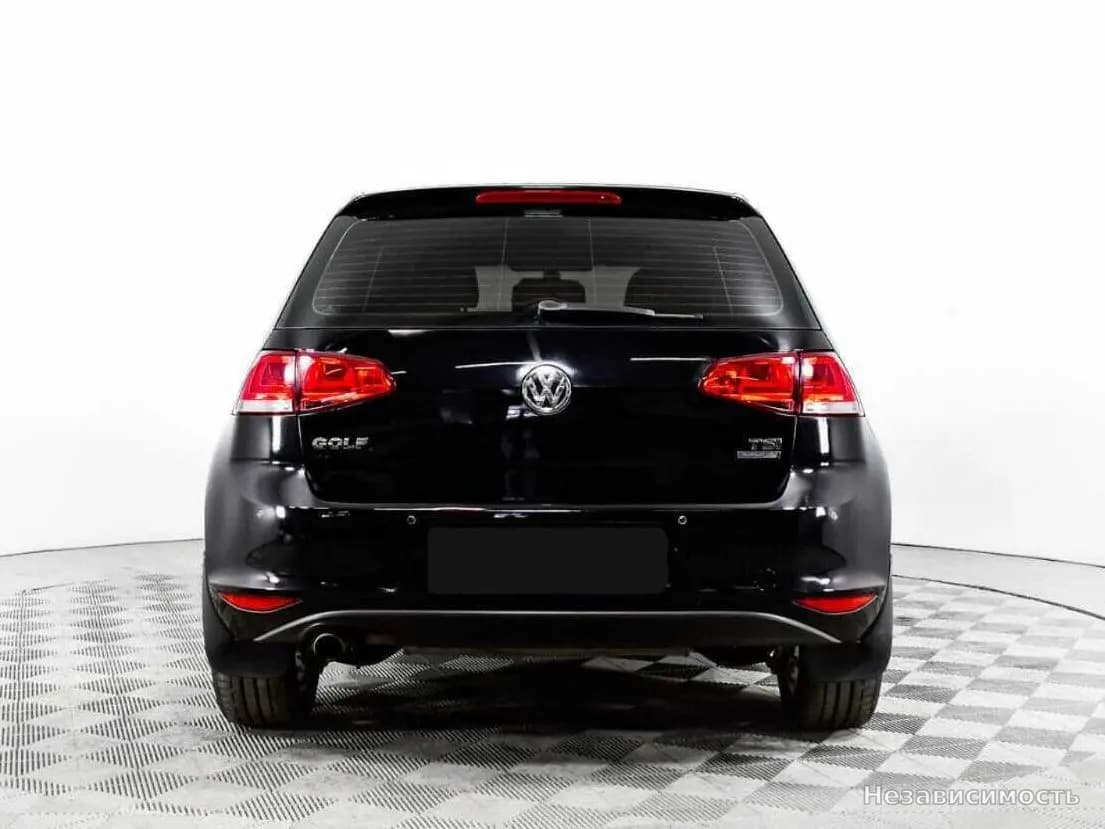 Volkswagen Golf 2013 с пробегом — фото 6