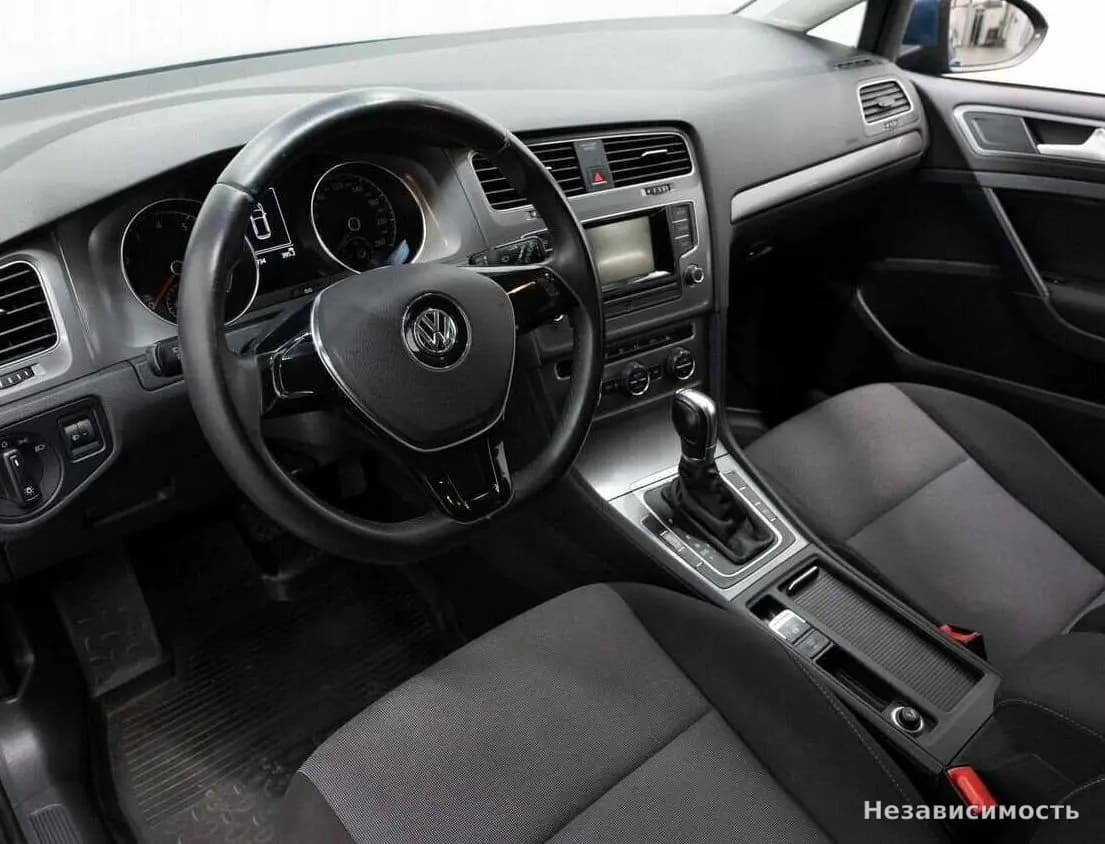 Volkswagen Golf 2013 с пробегом — фото 7