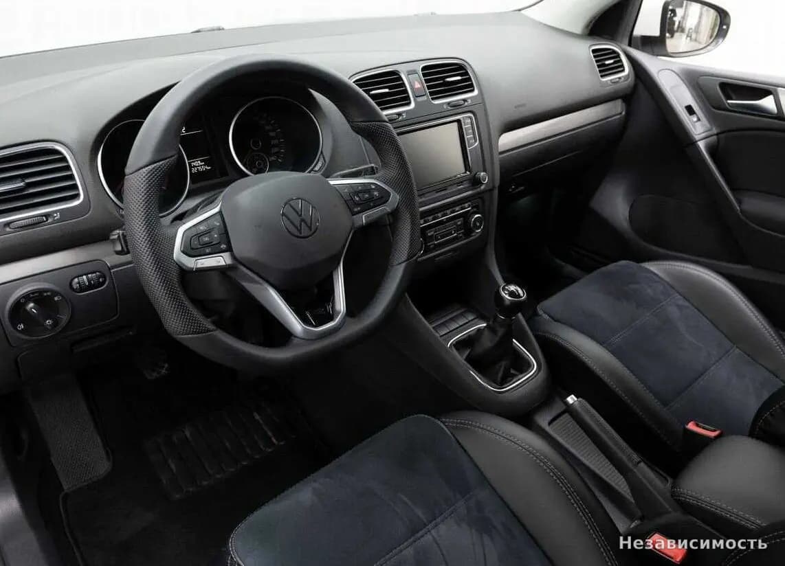 Volkswagen Golf 2012 с пробегом — фото 7