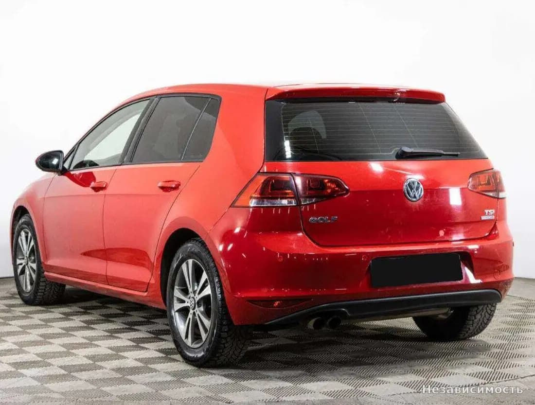 Volkswagen Golf 2013 с пробегом — фото 7