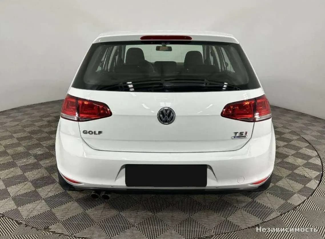 Volkswagen Golf 2015 с пробегом — фото 3