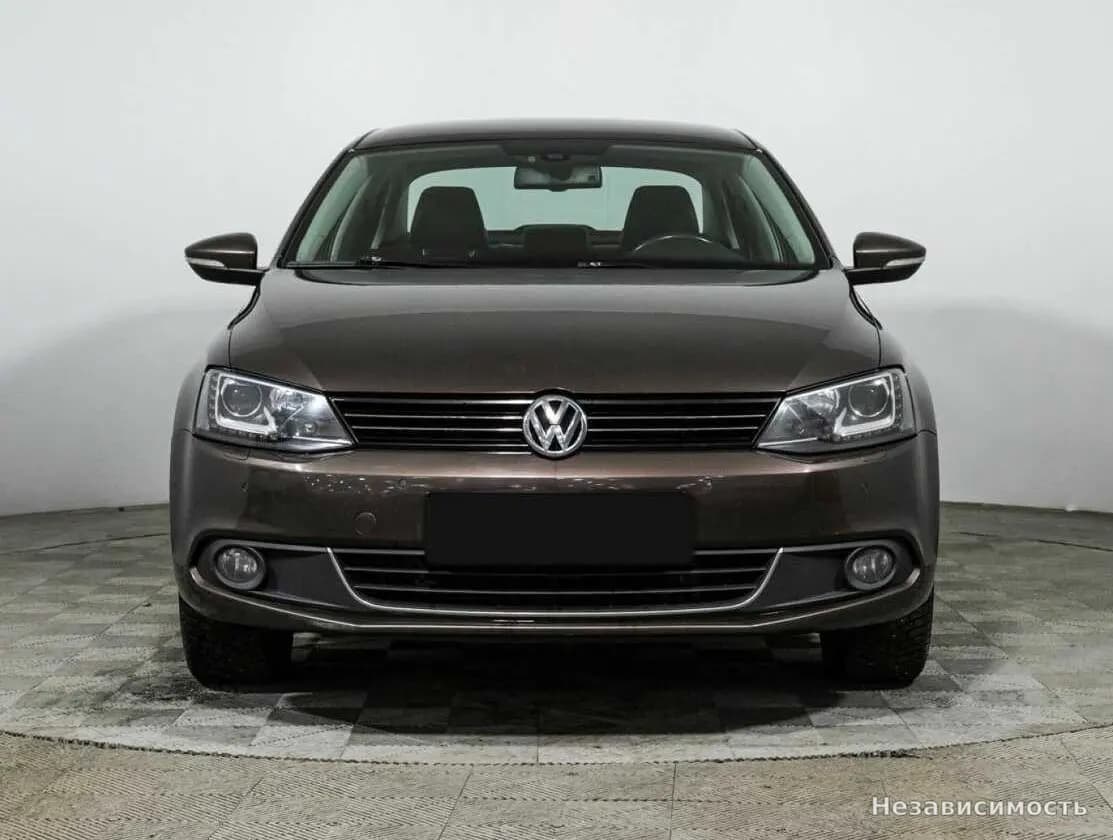 Volkswagen Jetta 2014 с пробегом — фото 2