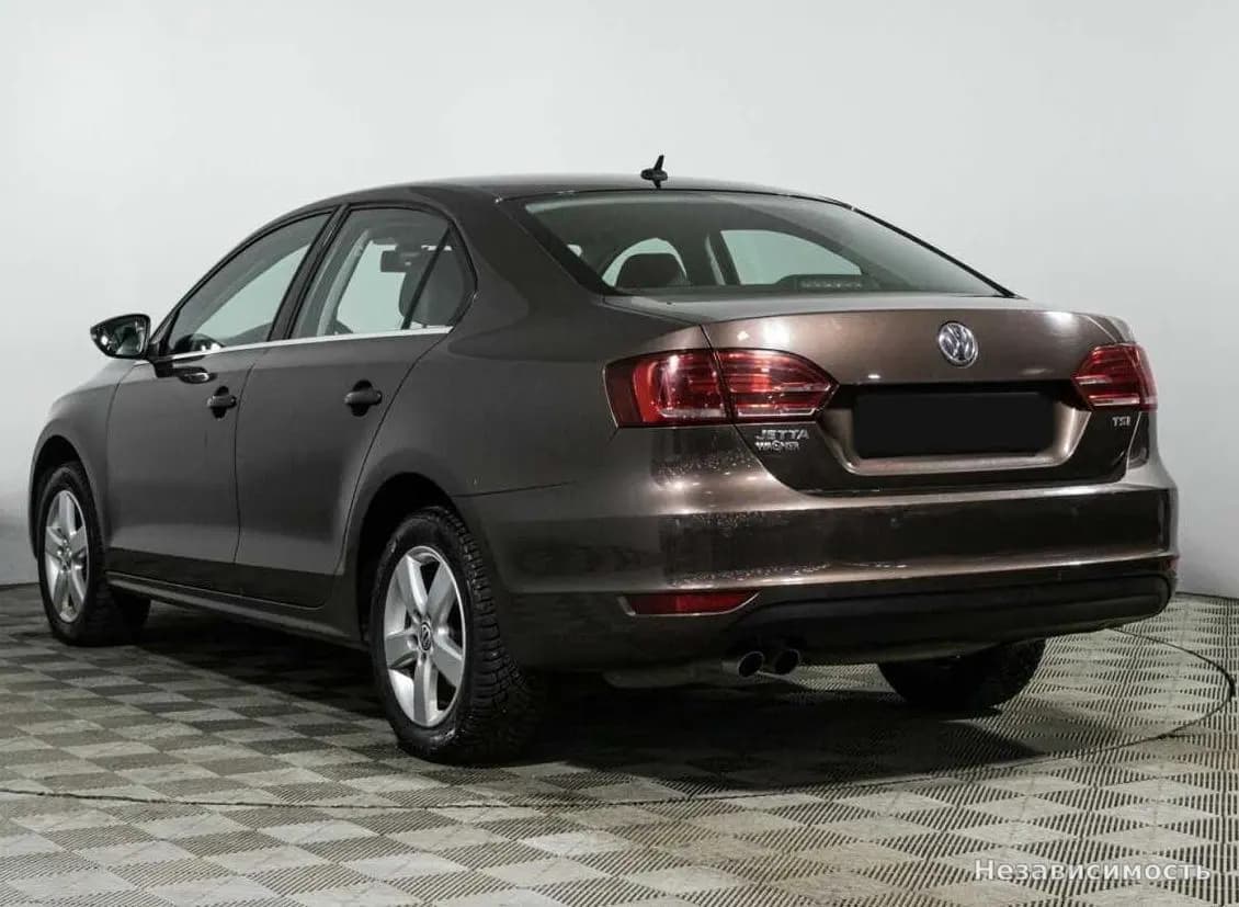 Volkswagen Jetta 2014 с пробегом — фото 6