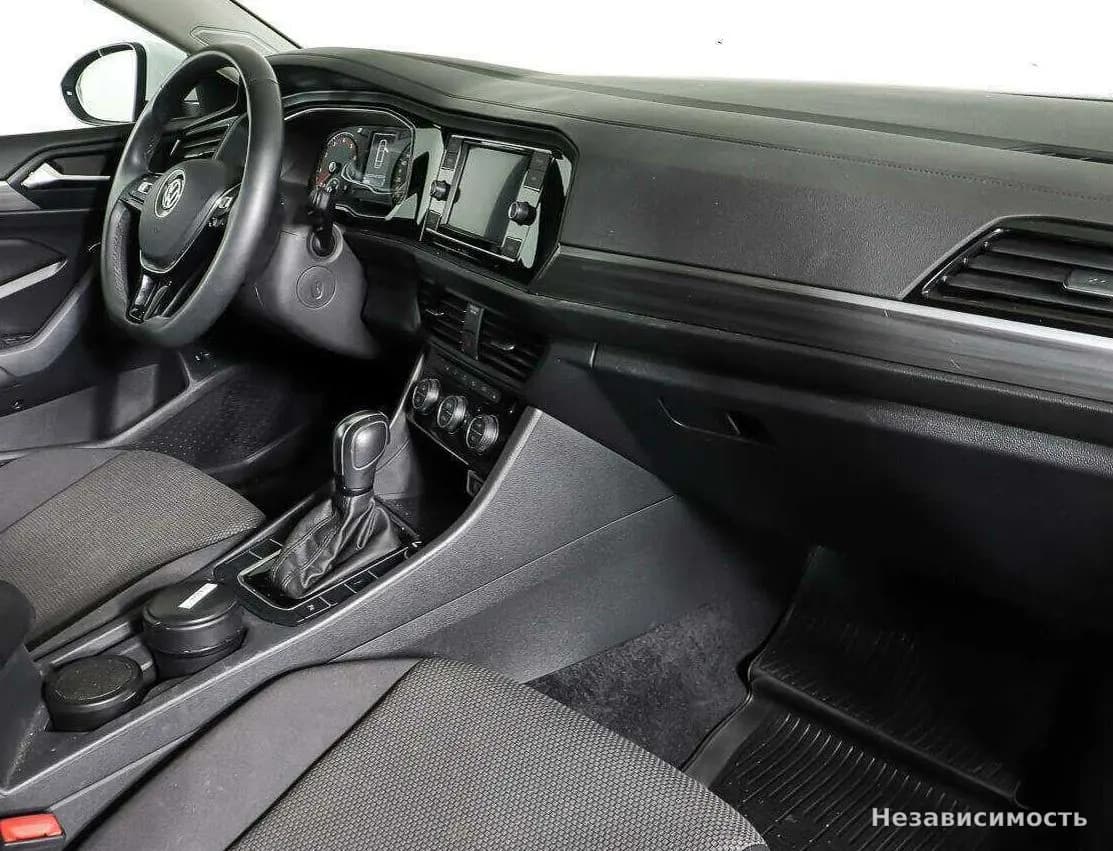 Volkswagen Jetta 2019 с пробегом — фото 9