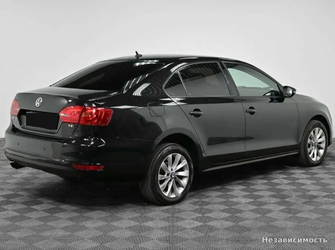 Volkswagen Jetta 2012 с пробегом — фото 2