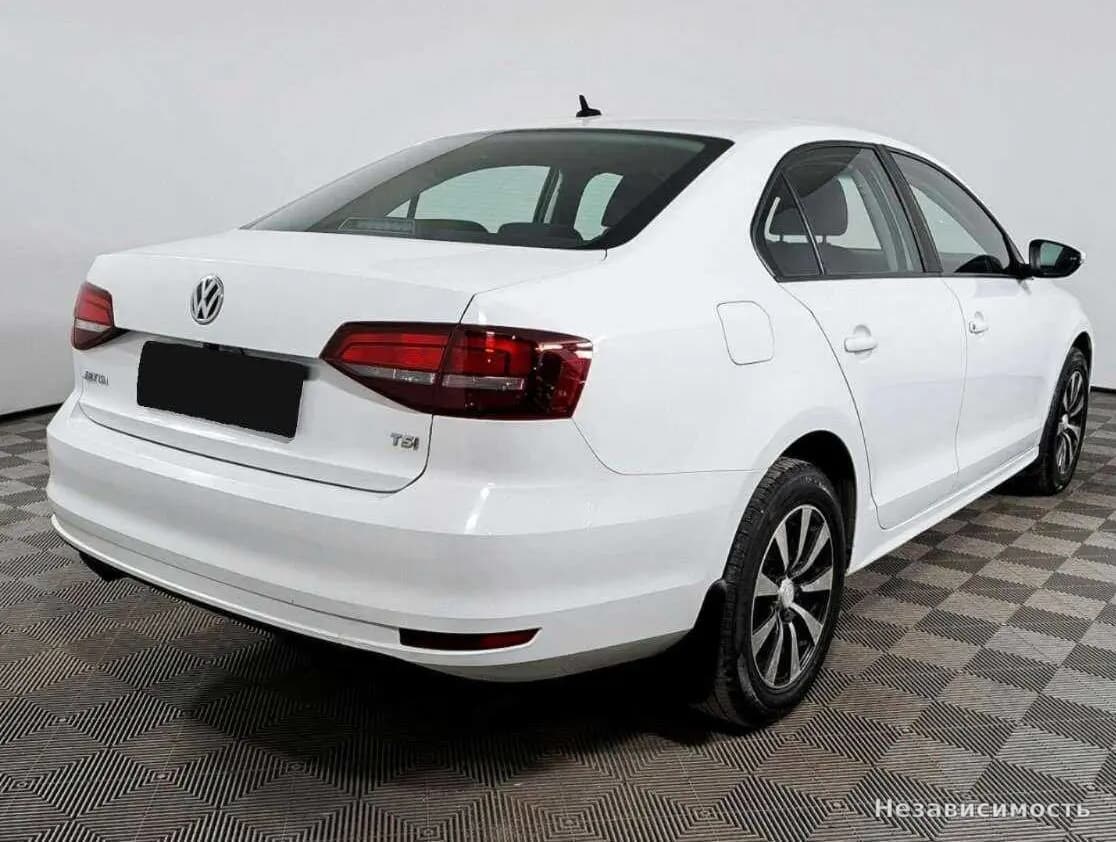 Volkswagen Jetta 2016 с пробегом — фото 4