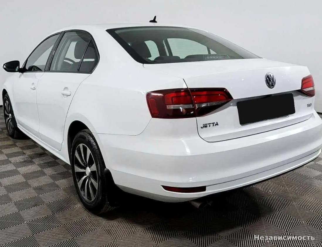 Volkswagen Jetta 2016 с пробегом — фото 6
