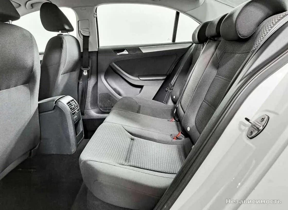 Volkswagen Jetta 2016 с пробегом — фото 8