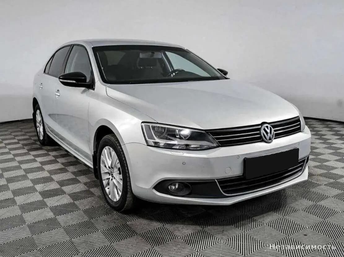 Volkswagen Jetta 2014 с пробегом — фото 3