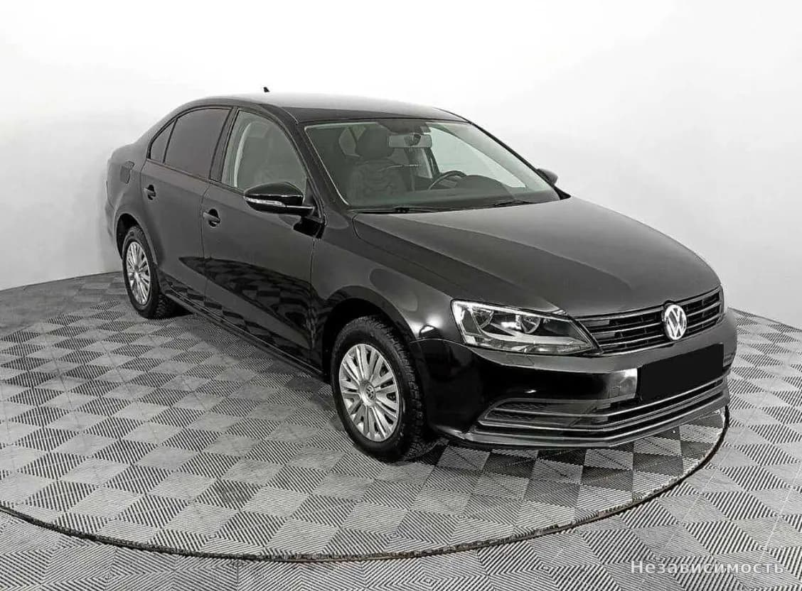 Volkswagen Jetta 2018 с пробегом — фото 3