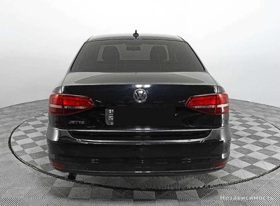 Volkswagen Jetta 2018 с пробегом — фото 5