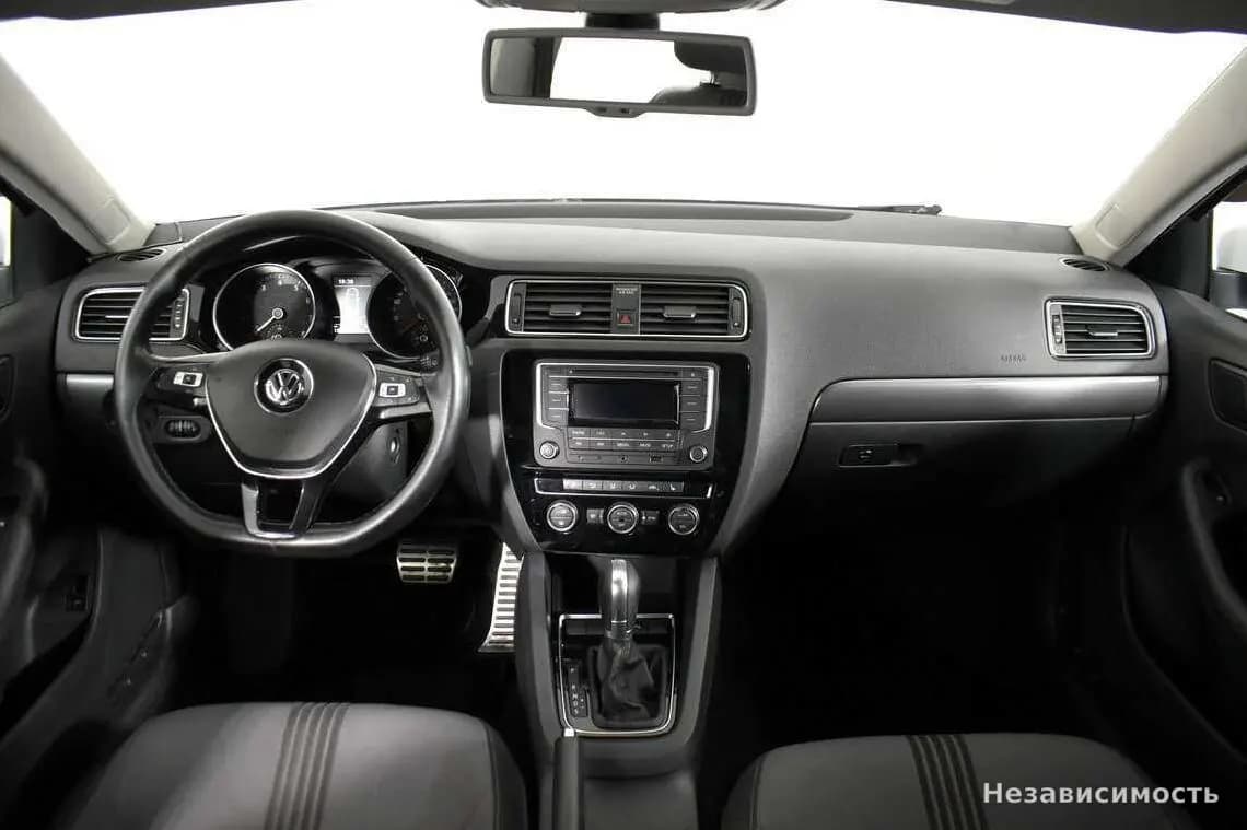 Volkswagen Jetta 2016 с пробегом — фото 9